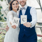 Ehevertrag-Hochzeitspaar in der alten Gärtnerei München.